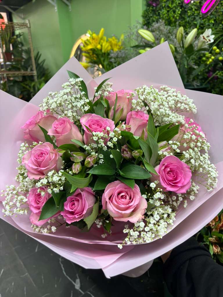 Dual Beauty 11 Roses