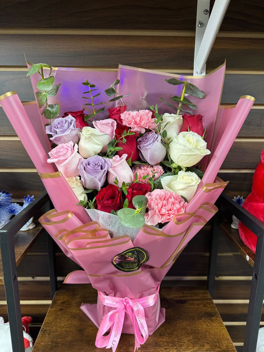 Elegant Harmony Mixed Rose Bouquet