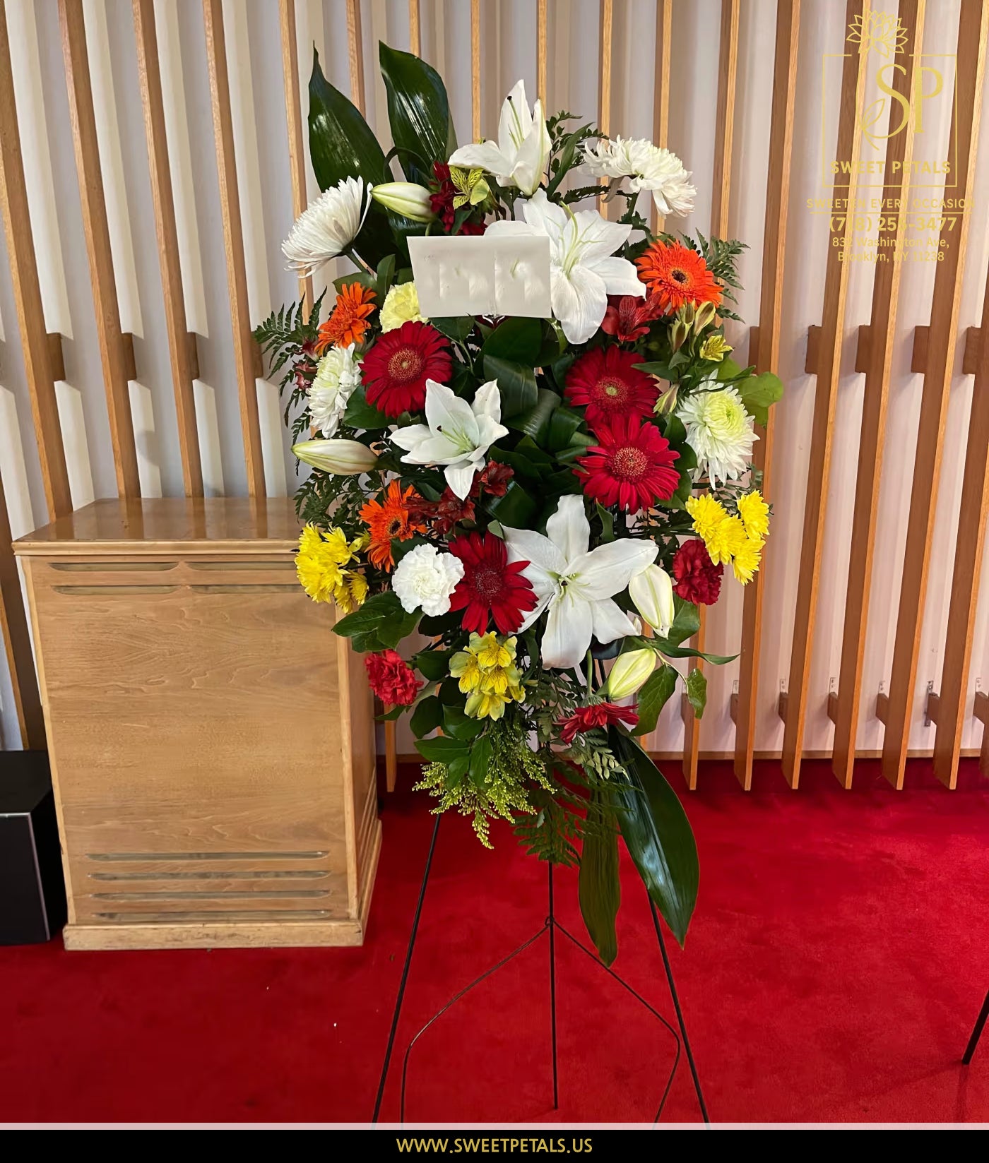 Red sympathy arrangement