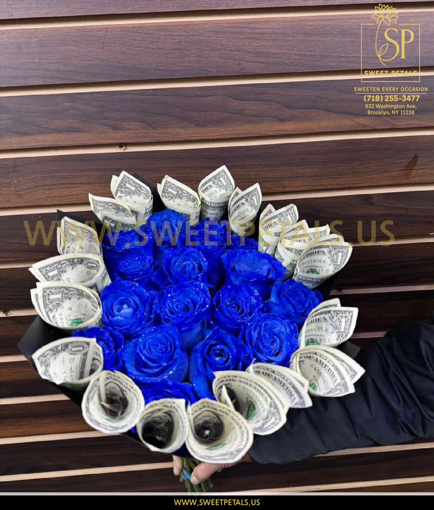 Royal Blue Money Rose Bouquet