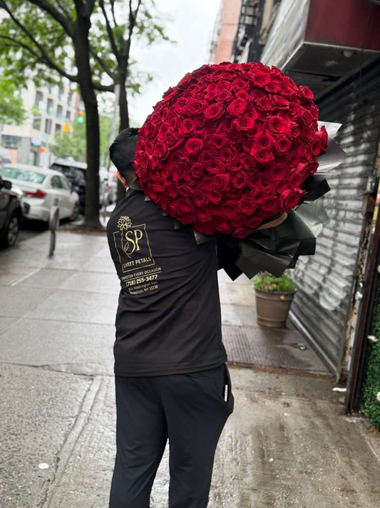 300 Red Roses – Love Without Limits